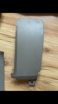 Центральный бардачок, накладки на пороги, рабочий стол BMW E82 E87