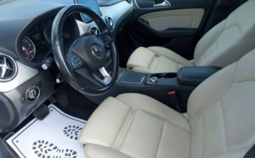 Mercedes Klasa B W246 Sports Tourer 180 BlueEFFICIENCY 122KM 2015 Mercedes-Benz Klasa B 180 1.6 122KM LIFT Automat Full LED Skora Niski prze, zdjęcie 8