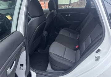 Hyundai i30 II Wagon Facelifting 1.6 GDI 135KM 2016 Hyundai i30 1,6 GDI 135KM Climatronic Kamera Led Navi Bezwypadkowy SERWIS, zdjęcie 22