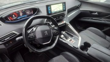 Peugeot 5008 II Crossover Facelifting 1.5 BlueHDi 130KM 2022 Peugeot 5008 1.5 BlueHDi 130KM VAT 23% ALLURE, zdjęcie 14