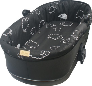 USZTYWNIONA WKŁADKA OCHRANIACZ+MATERACYK DO GONDOLI WÓZKA Z BUDKĄ NA ZAMEK