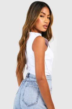 БЕЛОЕ БОДИ BOOHOO С ДЕКОРАТИВНЫМИ ШВАМИ R.XL L153014