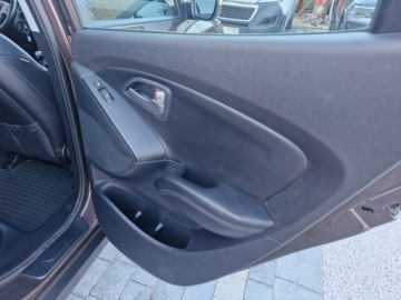 Hyundai ix35 SUV Facelifting 1.6 GDI 135KM 2015 Hyundai ix35 Piekny 1.6 b z Niemiec ful opcja 100 bezwypadkowy zarejestrow, zdjęcie 26