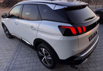 Peugeot 3008 II Crossover 1.2 PureTech 130KM 2019 Peugeot 3008 Rezerwacja 1.2 Benzyna 130KM, zdjęcie 7