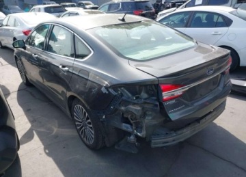 Ford Fusion 2017 Ford Fusion Hybrid Platinum, od ubezpieczalni 2.0 Hybryda 141KM, zdjęcie 4