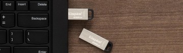 Флэш-накопитель KINGSTON (USB-память) KINGSTON 128 ГБ Серебристый и черный