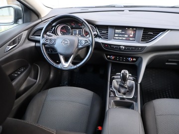 Opel Insignia I Hatchback Facelifting 1.6 CDTI Ecotec 136KM 2017 Opel Insignia 1.6 CDTI, Salon Polska, Serwis ASO, zdjęcie 6