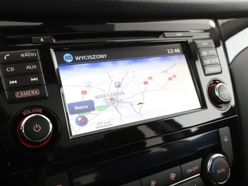 Nissan Qashqai II Crossover 1.6 dCi 130KM 2015 Nissan Qashqai Navi Panorama Czujniki parkowania, zdjęcie 24