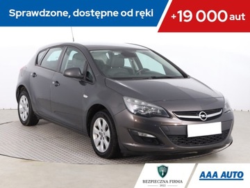 Opel Astra J GTC 1.6 CDTI Ecotec 110KM 2015 Opel Astra 1.6 CDTI, Klima, Tempomat, Parktronic