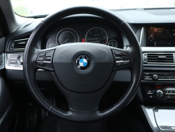 BMW Seria 5 F10-F11 Touring Facelifting 520d 190KM 2016 BMW 5 520d xDrive, 187 KM, 4X4, Automat, Skóra, zdjęcie 21