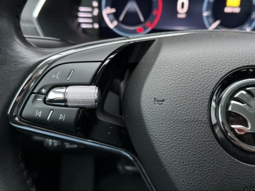 Skoda Octavia IV Scout 1.5 TSI ACT 150KM 2023 Skoda Octavia 1.5 TSI ACT Style l LED Matrix, Paki, zdjęcie 18