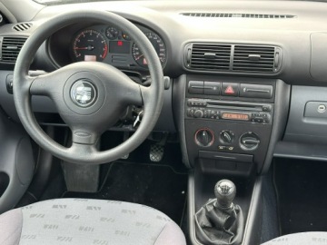 Seat Leon I Hatchback 1.6 105KM 2002 Seat Leon mk1 1.6 MPI klima, 105KM, 75 tys. km., zdjęcie 3