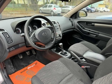 Kia Ceed I Hatchback 1.4 109KM 2008 Kia Ceed Kia Ceed 1,4 Benzyna Coupe Zamiana 1.4 Benzyna 109KM, zdjęcie 6