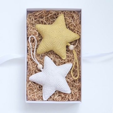 Gwiazdki szydełkowe ozdoba choinkowa pokoju wózka prezent baby shower 2szt