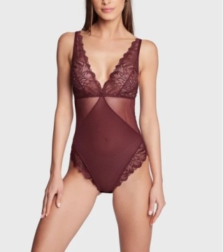 Triumph uwodzicielskie LAVISH SPOTLIGHT Spotlight BODY MODELUJACE SEXI R.S