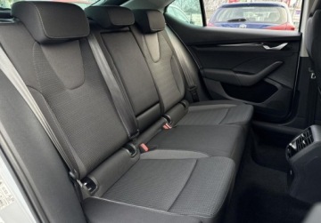 Skoda Octavia IV Liftback 1.5 TSI EVO 150KM 2024 Skoda Octavia SalonPL 1.5TSI 150KM Selection SerwisASO Virtual Matrix Kess, zdjęcie 16