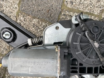 BMW 3 E46 SEDAN TOURING MECHANIZMUS ZVEDÁNÍ OKNO LEVÝ PŘEDNÍ