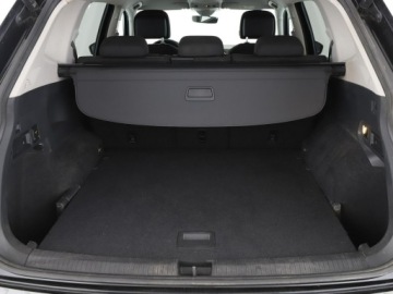 Volkswagen Tiguan Allspace SUV 2.0 TDI 150KM 2021 Volkswagen Tiguan Allspace DSG virtual cocpit navi, zdjęcie 19