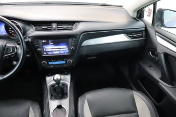 Toyota Avensis III Wagon Facelifting 2015 2.0 D-4D 143KM 2016 Toyota Avensis 2.0 D-4D, Salon Polska, Serwis ASO, zdjęcie 7