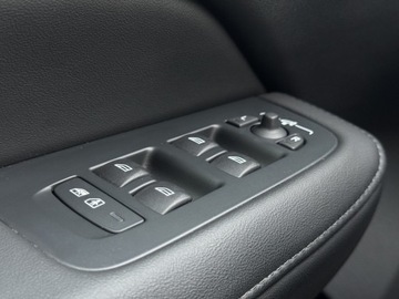 Volvo V60 II  2024 Volvo V60 V60 T6 Plug-In 350KM | AWD | Plus Dark |, zdjęcie 32