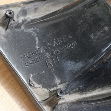 5689 Жабры правые, наполнитель, боковая панель, обтекатель Honda Goldwing GL 1800