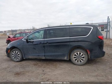 Chrysler Pacifica II 2023 Chrysler Pacifica Touring L 2023 3.6l 3.6 Hybryda 287KM, zdjęcie 5