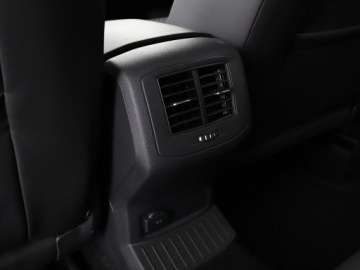 Volkswagen T-Roc I SUV 1.5 TSI ACT 150KM 2019 Volkswagen T-Roc R Line navi klima auto grzane, zdjęcie 35