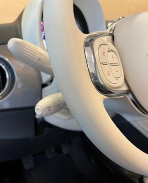 Fiat 500 IV Hatchback 1.0 Hybrid 70KM 2023 Fiat 500 Salon Polska ASO R CARS Warszawa Hybryda 70KM, zdjęcie 19