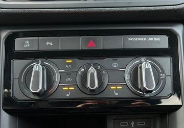 Volkswagen T-Cross SUV 1.0 TSI 110KM 2021 Volkswagen T-Cross Life Pakiet Business, Podgrzewane fotele, Czujniki, As, zdjęcie 24