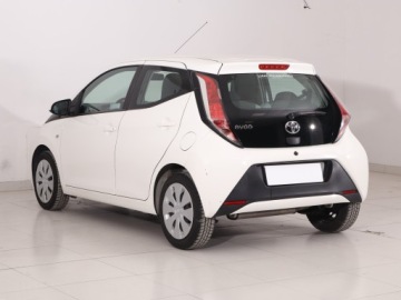 Toyota Aygo II Hatchback 5d 1.0 VVT-i 69KM 2017 Toyota Aygo 1.0 VVT-i, Salon Polska, zdjęcie 3