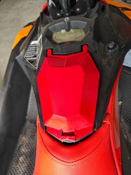 Крышка расширенного вещевого отделения Seadoo Spark Trixx, 1 цвет