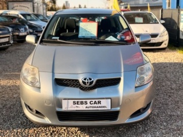 Toyota Auris I Hatchback 3d Facelifting 1.33 Dual VVT-i 101KM 2009 Toyota Auris Pelen serwis Zadbany Benzyna 1.3 Benzyna 101KM, zdjęcie 4