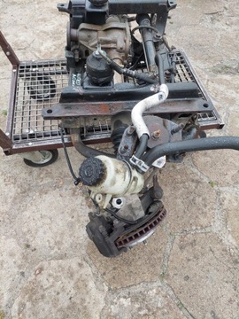 SANKI MOST ZWROTNICA PRZOD DODGE NITRO 2.8 CRD