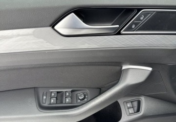 Volkswagen Passat B8 GTE Variant Facelifting 1.4 TSI Plug-In-Hybrid 218KM 2021 Volkswagen Passat GTE 1.4TSI Plug-In 218KM DSG Led ASO Kamera CarPlay ACC, zdjęcie 17