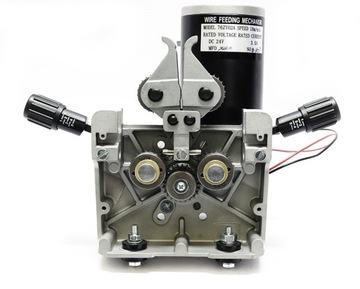 Podajnik drutu 4 rolkowy 4RA DC 42V