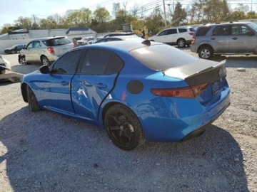 Alfa Romeo Giulia II 2019 Alfa Romeo Giulia 2019r., TI, od ubezpieczalni 2.0 Benzyna 280KM, zdjęcie 2