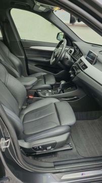 BMW X1 F48 Crossover xDrive25i 231KM 2017 BMW X1 2,0 benzyna 231 KM X-drive automat M-pakiet 2.0 Benzyna 231KM, zdjęcie 19