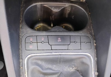 Seat Ibiza IV 2016 Seat Ibiza 2016r, 1.4 TDI. Uszkodzony przod. Jezdzi. 1.4 Diesel 80KM, zdjęcie 13