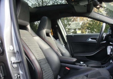 Mercedes GLA I Off-Roader Facelifting 1.6 200 156KM 2018 Mercedes-Benz GLA AMG Line 1,6 Automat 103 tys.km. Panorama 1.6 Benzyna, zdjęcie 7