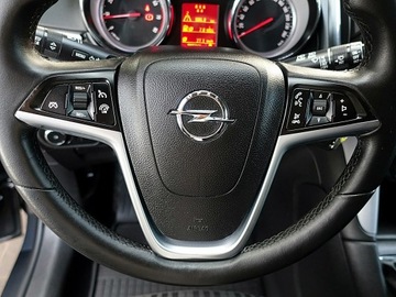Opel Zafira C Tourer Facelifting 1.4 Turbo 140KM 2016 Opel Zafira 7-osób Kraj Bezwypadkowy SERWISOWANY, zdjęcie 18