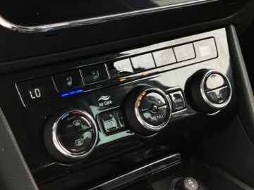 Skoda Superb III Kombi Facelifting 2.0 TDI SCR 200KM 2023 Skoda Superb L&amp;K ! Wentylowane i podgrzewane fotel, zdjęcie 20