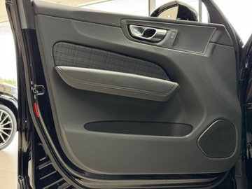 Volvo XC60 II 2022 Volvo XC 60 B4 D Essential / 1 właściciel / Salon, zdjęcie 10