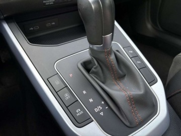 Seat Arona Crossover Facelifting 1.0 TSI 110KM 2023 Seat Arona reflektory LED nawigacja tempomat podgrzewane fotele kamera, zdjęcie 16