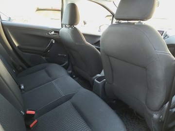 Peugeot 208 I Hatchback 5d Facelifting 1.2 PureTech 82KM 2016 Peugeot 208 208 1.2 PureTech Access, 82KM, Salon P, zdjęcie 19