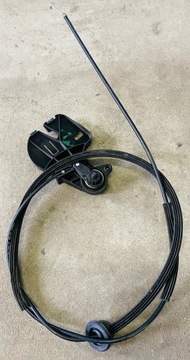 AUDI A3 8V0 LINKA OTWIERANIA MASKI 8V1823535A