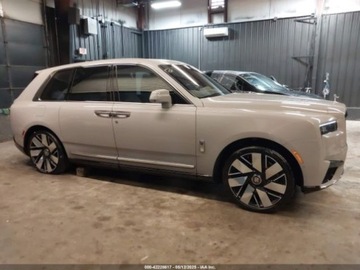 Rolls-Royce 2025 Rolls-Royce Cullinan 2025 6.7l 6.7 Benzyna 563KM, zdjęcie 6