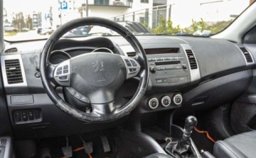 Peugeot 4007 2008 Peugeot 4007 2,2HDI 7-osobowy Skory Bezwypadkowy 2.2 Diesel 156KM, zdjęcie 8