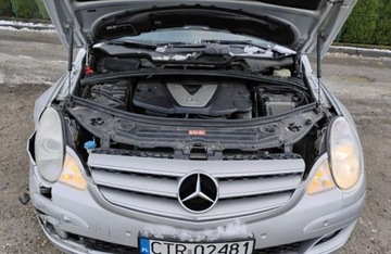 Mercedes Klasa R Off-roader Facelifting 300 CDI BlueEFFICIENCY 190KM 2011 Mercedes-Benz Klasa R 2011r. LONG, 3.0 CDI. 4Matic 7 osob. Lekko uszk praw, zdjęcie 4