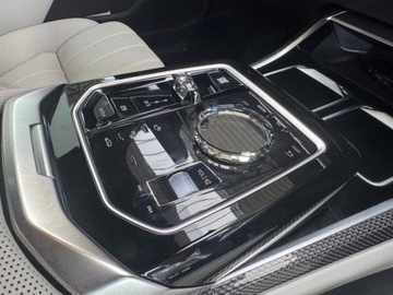 BMW Seria 7 G70 Sedan 3.0 40d 299KM 2026 BMW Seria 7 740d xDrive Sport Sedan 3.0 (299KM) 2026, zdjęcie 13