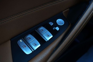 BMW Seria 5 G30-G31 Limuzyna 520d 190KM 2019 BMW Seria 5 Bezwypadek SalonPL xDrive LuxuryLine Tempomat Kamera FV, zdjęcie 22